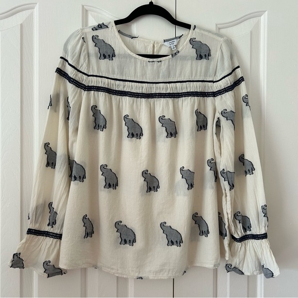 Crown & Ivy - Elephant Print Blouse - Soft 100% Cotton - Women’s Size M - Picture 2 of 11